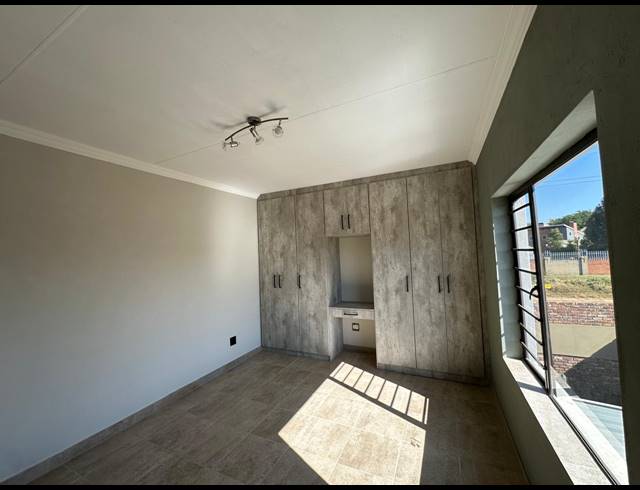 3 BEDROOM SECTIONAL TITLE FOR SALE IN WATERVAL EAST